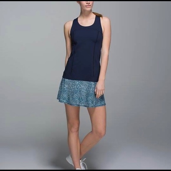 Lululemon Hot Hitter Dress | size 2 - Picture 1 of 6